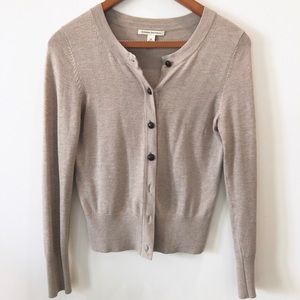 ☀️Classic Banana Republic cardigan sz XS, oatmeal